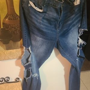 Super Ripped Blue Jeans